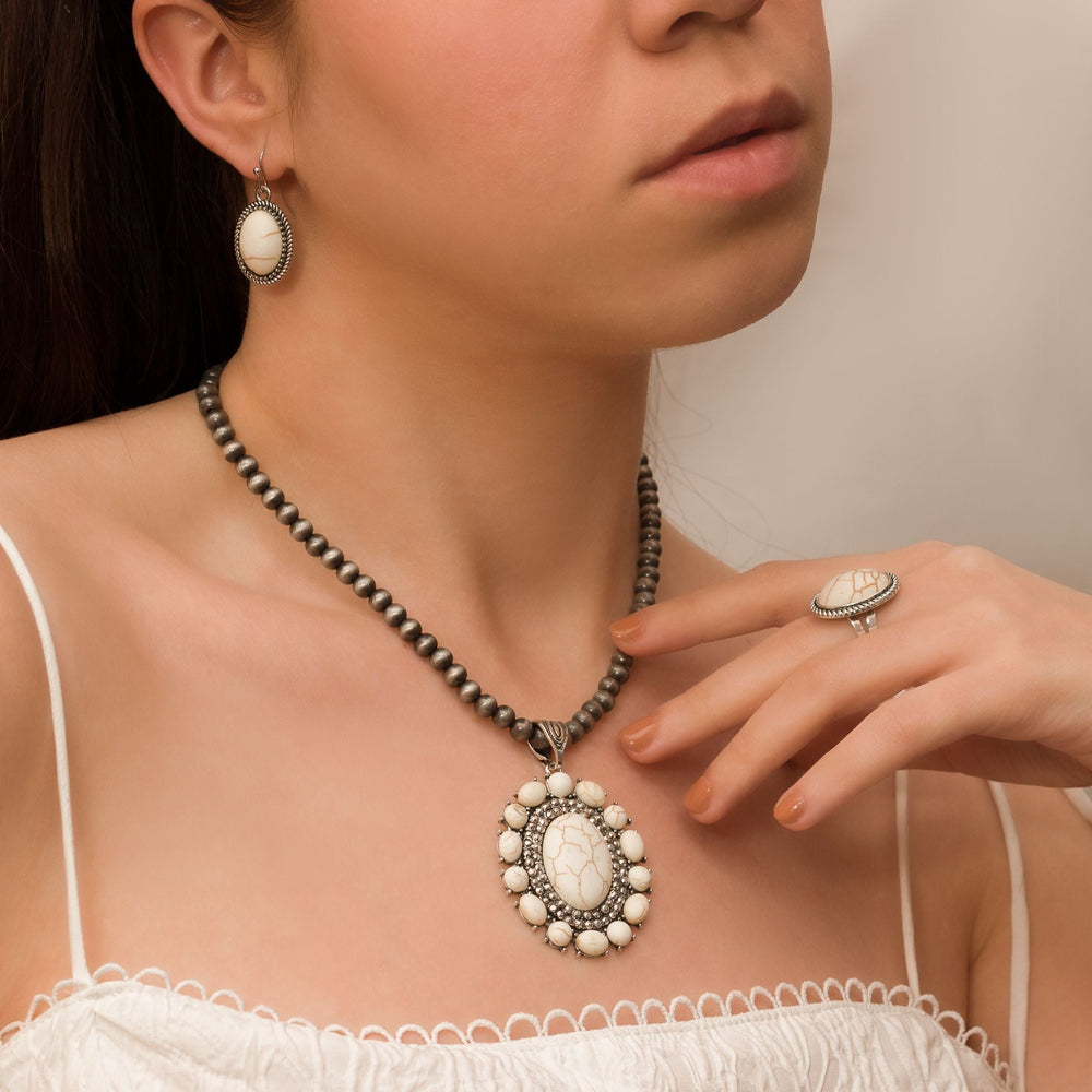 Western White Stone Oval Necklace