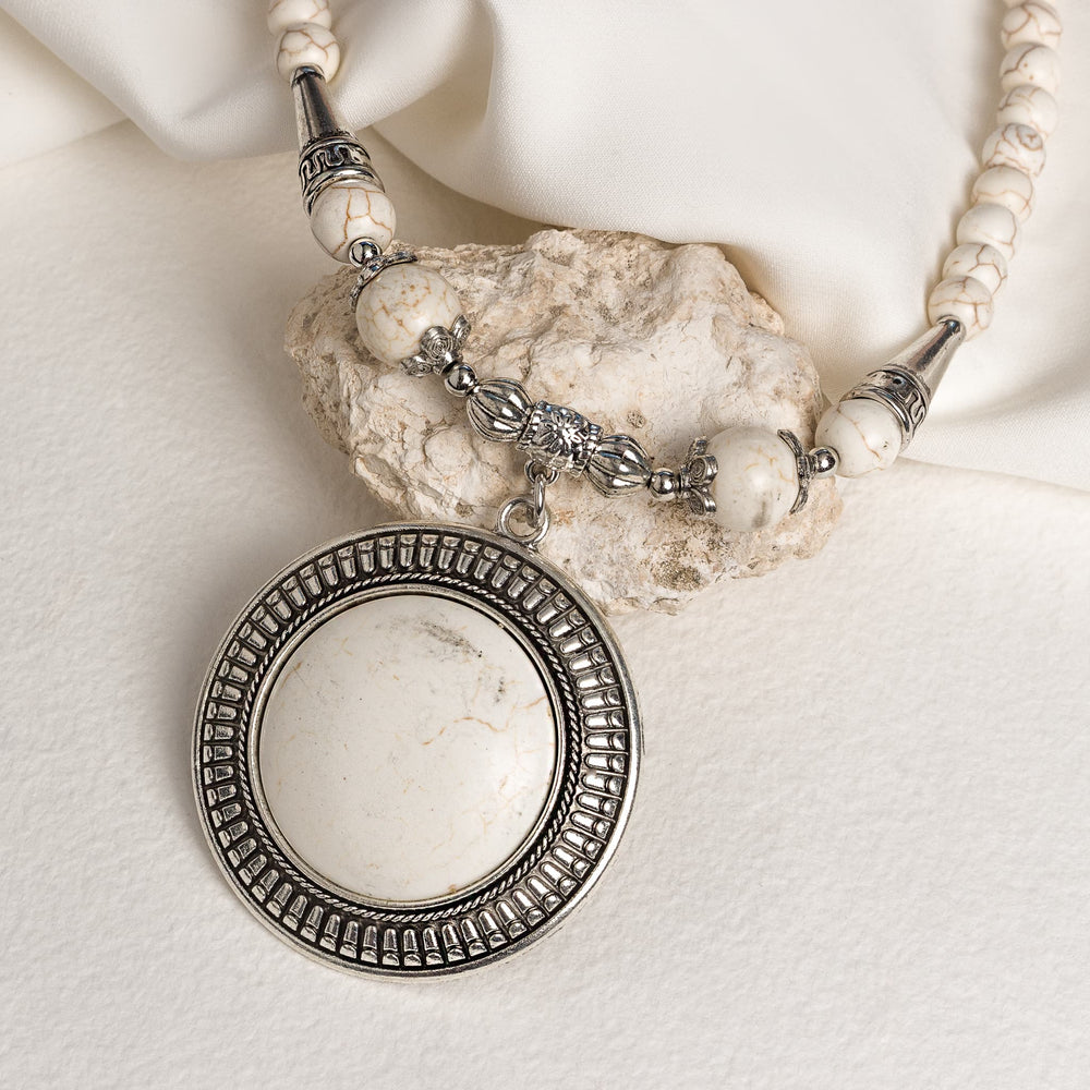 Ivory Horizon Necklace &amp; Earring Set