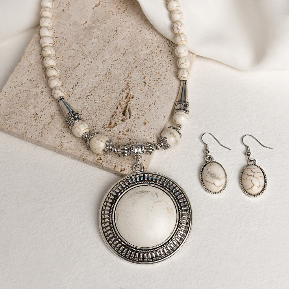 Ivory Horizon Necklace &amp; Earring Set