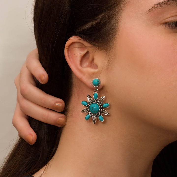 Triple-Strand Turquoise Beaded Necklace