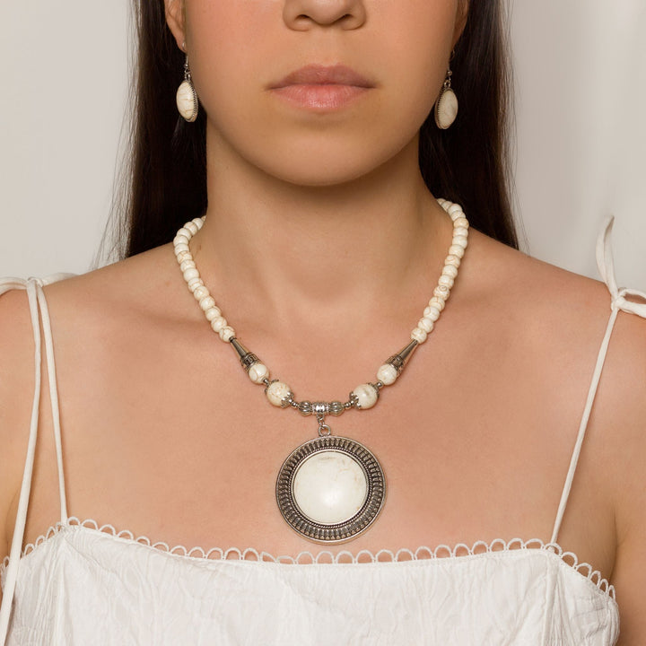 Ivory Horizon Necklace &amp; Earring Set